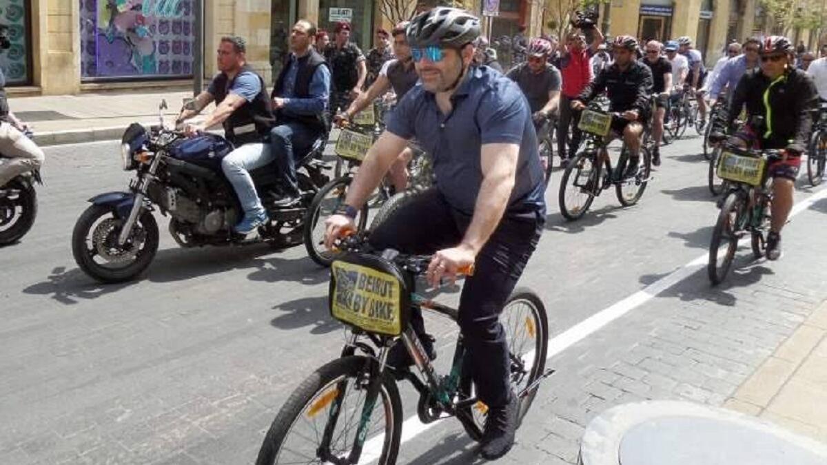 رئيس الوزراء اللبناني سعد الحريري عند افتتاح محطات الدراجات الهوائية الآلية وسط بيروت 30 أبريل/ نيسان 2017