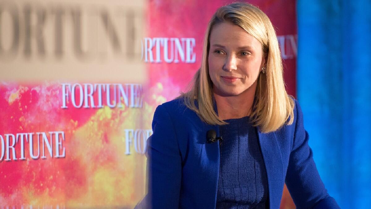 “ماريسا ماير”، أحد أهم المديرين التنفيذين فى مجال تكنولوجيا المعلومات، تعرضت مؤخرا لهجمات “الهاكرز”، حيث نجح القراصنة فى اختراق حسابها الخاص على موقعى “ياهو”، و”توتير”.