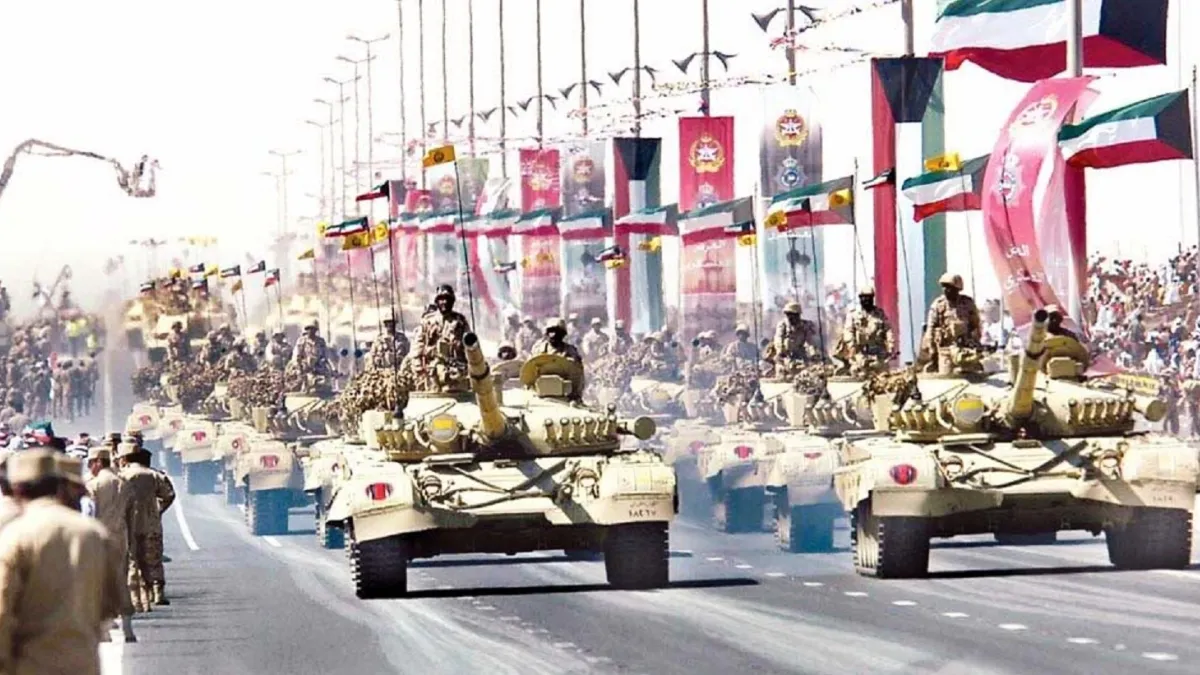 الجيش الكويتي: احتل الجيش الكويتي المركز العاشر في قائمة أقوى جيوش الوطن العربي، حيث يصل تعداده 14.5 ألف مقاتل، يصلح لأداء الخدمة 1.3 مليون شخص، ولا يوجد به تعداد احتياطي