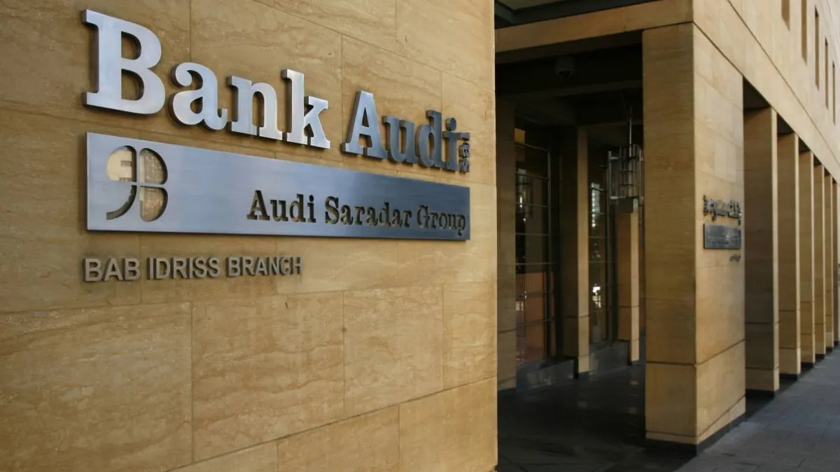 شملت القائمة 4 بنوك متداولة في سوق لبنان، بقيادة بنك (عوده) الذي حل في المرتبة الـ43 بالقائمة، ومن الجدير بالذكر أن القطاع المصرفي في لبنان تأثر بحالة عدم الاستقرار السياسي الذي تعيشه البلاد. وقدرت القيمة السوقية للشركات اللبنانية نحو 6.6 مليار دولار.
