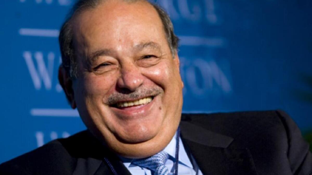 "كارلوس سليم حلو وعائلته: 77.1 مليار دولار"يعدّ كارلوس سليم الحلو من الرجال العشرة الأكثر ثراء في العالم، وهو رجل أعمال مكسيكي من أصل لبناني. ويعمل الحلو في مجال الاتصالات،  وتقدر ثروة سليم بما يعادل تقريبا 5 في المئة من الناتج الاقتصادي السنوي للمكسيك.