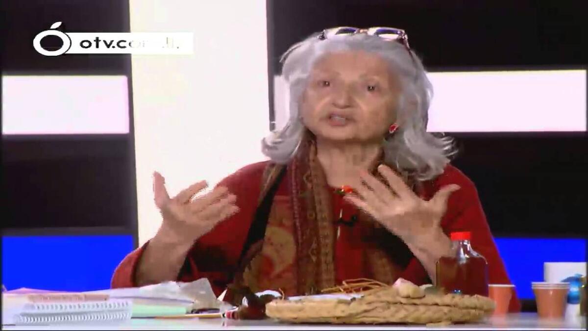 الدكتورة مريم نور كانت ضحية لسرطان الثدي وهي تنحدر من عائلة عانت من السرطان جيلاً بعد جيل، ولكن على عكس أفراد العائلة رفضت أجراء عمليات.و بدأت بالبحث عن علاجات بديلة واكتشفت الماكروبايوتيك وبدأت بتطبيقه ومرت 32 سنة على هذه الحادثة وما زالت بصحة جيدة.