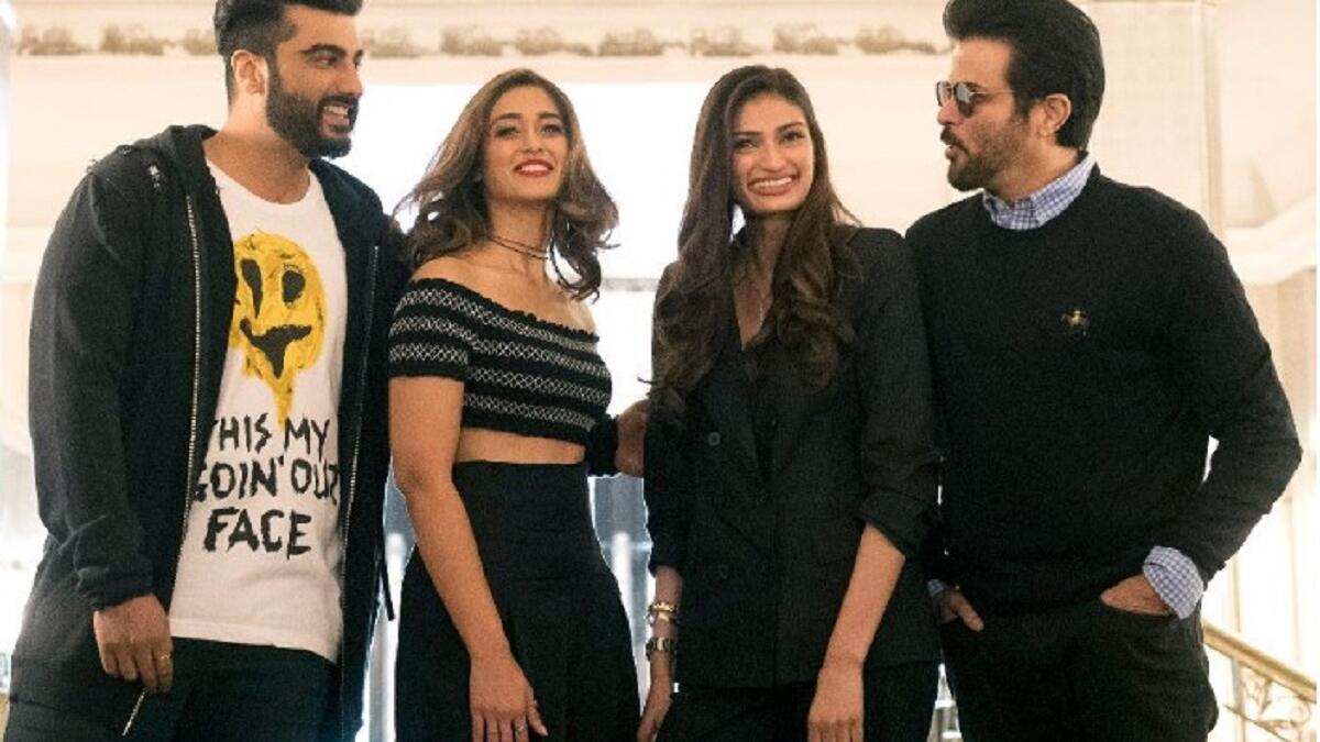 "موباكاران": فلم كوميدي رومانسي من بطولة النجم أنيل كابور وأرجون كابور، والنجمتين أثيا شيتي وأليا دروز، ومن المقرر عرضه في 28 يوليو.