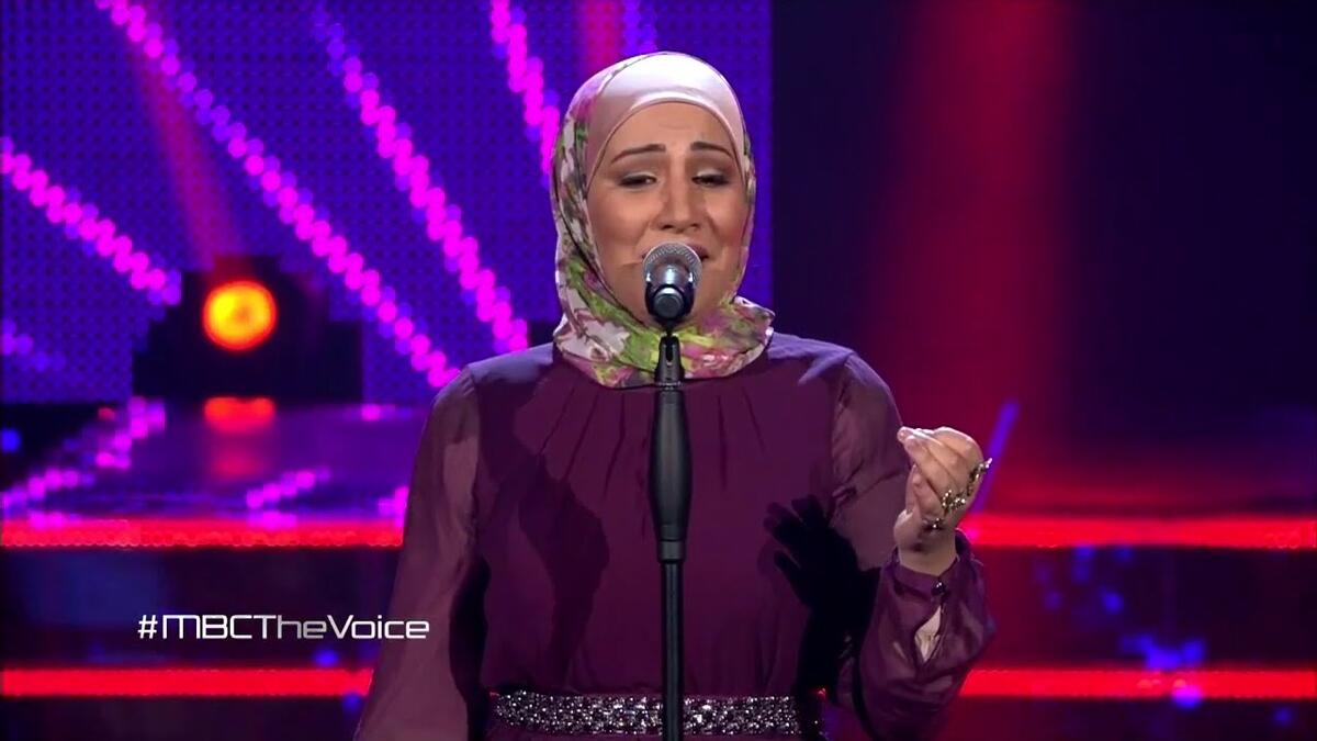 نداء شرارة:
مغنية طربية حصلت على لقب أفضل صوت في الموسم الثالث عام 2015، وتميزت عن كل المتسابقات بارتدائها الحجاب، وقد لاقت الكثير من الانتقادات لسبب غنائها بالحجاب حتى بعد فوزها، وتلقت عرضًا من أحد رجال الأعمال بدعمها فنيًا بشكل كامل بشرط الاستمرار بارتداء الحجاب.