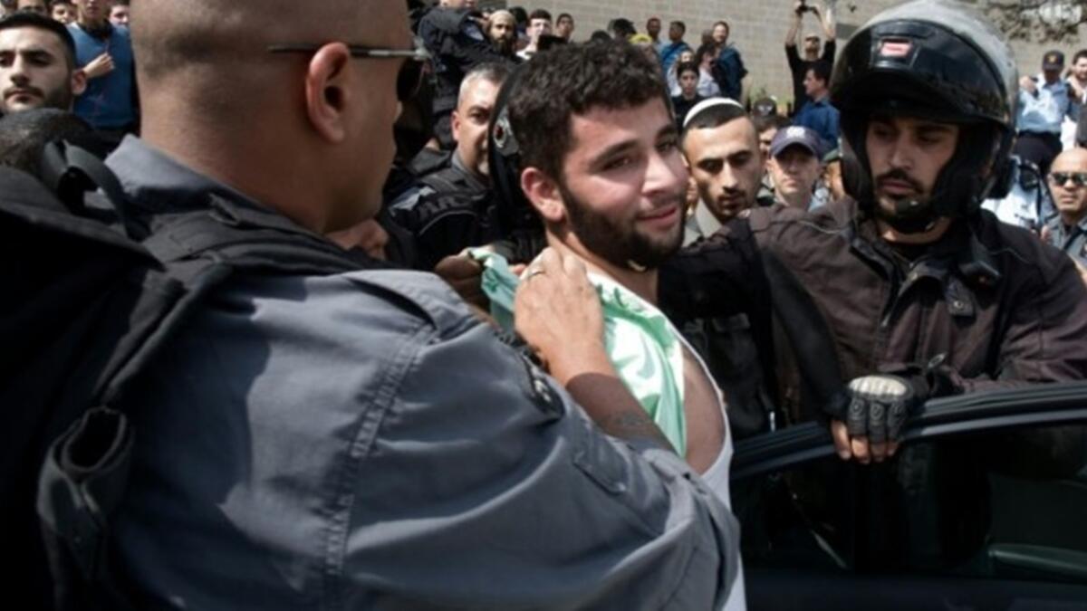 ليس ابتسامته وحدها الإيجابية بل عيونه تخبرك بأن النصر قادم لا محال.