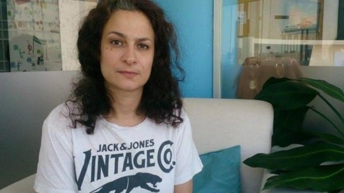 مي سكاف: صُدم الوسط الفني السوري بوفاة الفنانة مي سكاف مواليد عام 1969، بشكل مفاجيء يوم 23 يوليو، وشكك البعض بأن تكون وفاتها طبيعية بسبب مواقفها المعادية للنظام السوري، ووقوفها إلى جانب الثورة السورية.