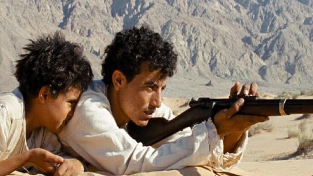 اعتبر المخرج ناجي ابو نوار الثورة العربية الكبرى التي انطلقت عام 1916 نقطة البداية لفيلمه الذي يتحدث عن البدو وقت الثورة، مصرحا ان "فيها كل مقومات افلام الغرب من التحولات المفاجئة، وسكك الحديد، والعصابات ومنطقة واسعة لا تنتهي وغير مسيطر عليها".