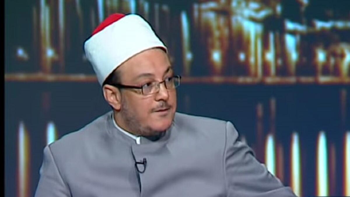 أعلن الداعية الإسلامي المصري محمد عبد الله نصر، الشهير بالشيخ "ميزو"، أنه المهدي المنتظر، مطالبًا جميع شعوب الأرض بمبايعته. وهو ما اثار سخرية وجدلا كبير بين رواد مواقع التواصل الاجتماعي.