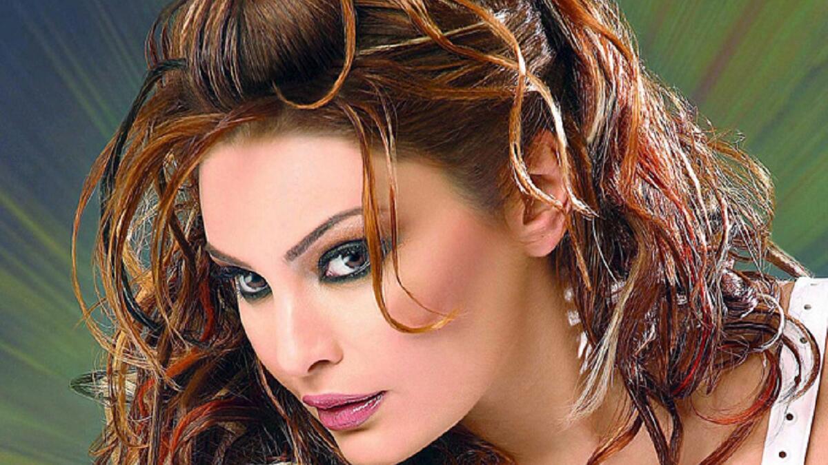 سوزان تميم: تركت وصية قالت من خلالها انها تريد ان تحرم والدها من الميراث وان توزع  تركتها على والدتها واخيها كما انها اوصتهم بتقوى الله واطعام ومراعاة المساكين وكفالة اليتيم وان يعتمروا ويحجوا لها اذا امكن وان يتصدقوا من مالها.