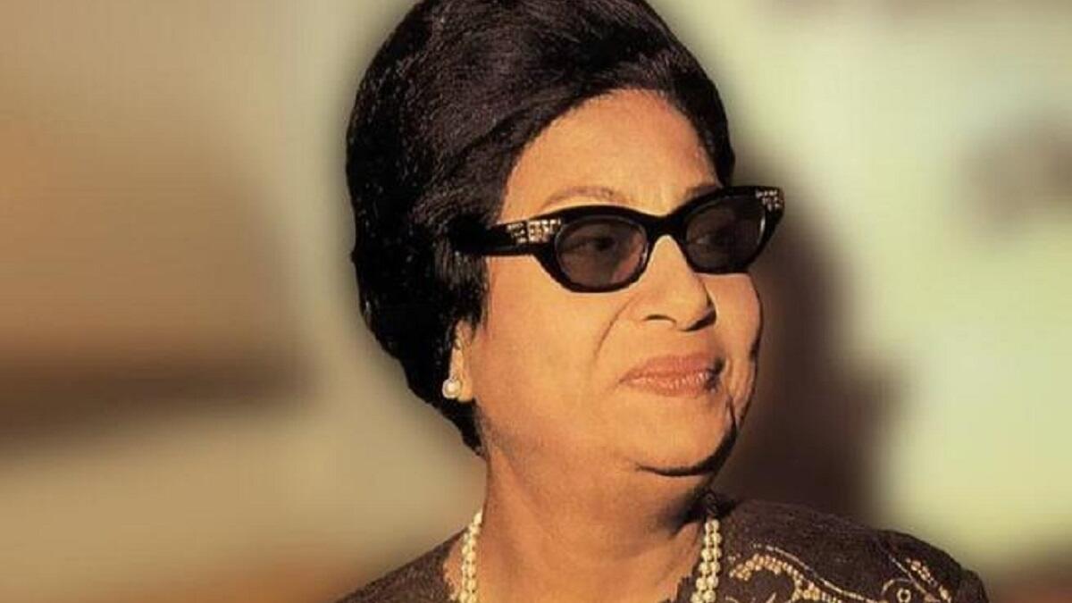 أم كلثوم: جسدت دور الأم في فلمها "فاطمة" وأبدعت رغم أنها لم تنجب وذلك لأنها لم تفكر بالزواج إلا في عمر الخمسين حينها أضاعت الفرصة في الإنجاب.