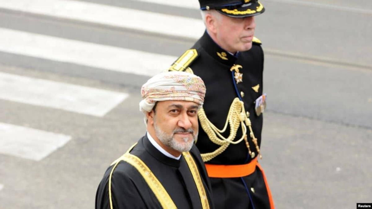 ولد بن طارق بن تيمور آل سعيد كفرد من عائلة آل سعيد الحاكمة في عمان، كان والده رئيسًا لمجلس الوزراء (1970-1972) ووالدته (أم قيس) شوانة بنت حمود بن أحمد البوسعيدية.