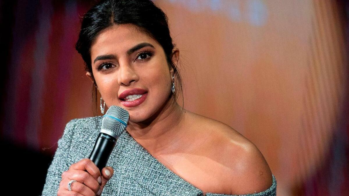 بريانكا شوبرا: كشفت عن إحدى التجارب القاسية التي مرت بها في الماضي مع التحرش الجنسي، وذلك خلال حضورها للمؤتمر الـ10 الخاص بيوم المرأة العالمي عام 2019.