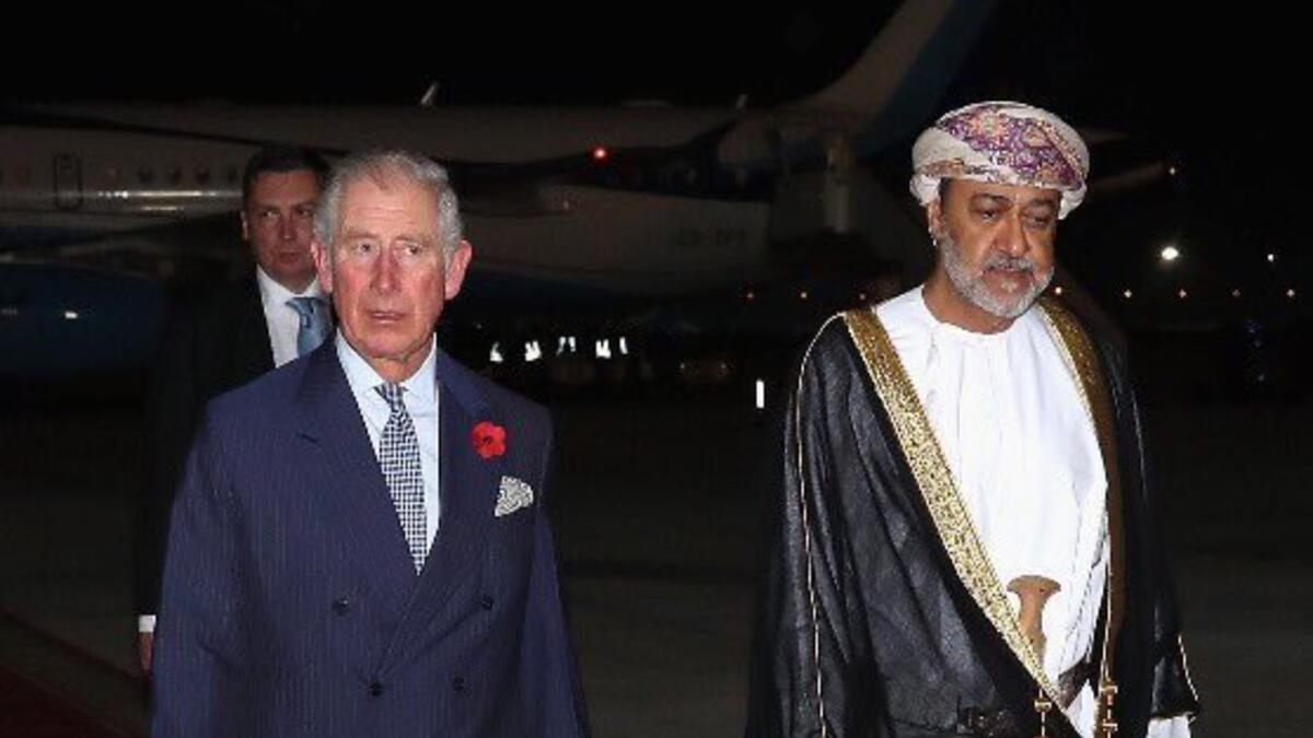 وإلى جانب حقيبة وزارة الثقافة، تولى هيثم بن طارق آل سعيد لجنة الرؤى المستقبلية التي ألقى السلطان الراحل على عاتقها مسؤولية التخطيط لمستقبل عمان حتى عام (2040).