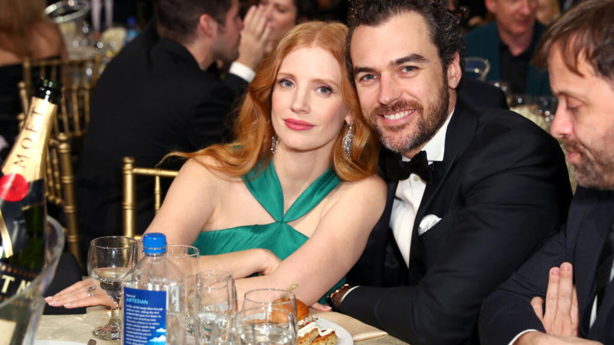 لا يعلم الكثيرون أن الممثلة "جيسيكا شاستاين" متزوجة من Gian Luca الذي ينتمي للعائلة النبيلة Passi de Preposulo من إيطاليا.