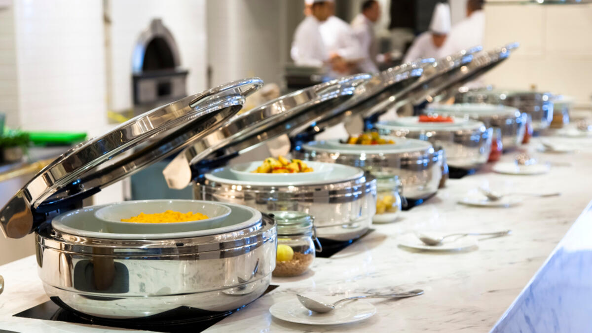 8. بوفيه الطعام المفتوح