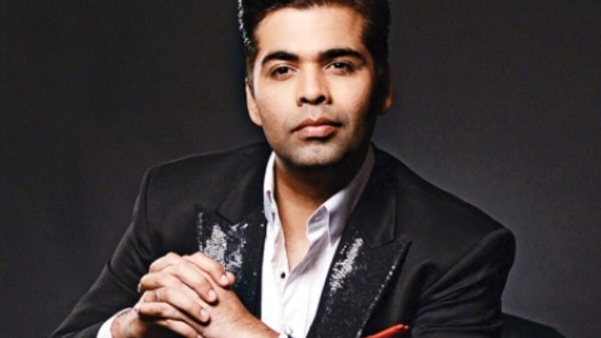 المثلية  على غرار ما سبق ذكره أعلاه، تعد المثلية من أكثر الأمور التي تعتبر بمثابة وصمة عار في المجتمع الهندي، ومع ذلك، لم يتردد المخرج والمنتج الشهير "كاران جوهر" في الكشف عن ميوله الجنسية المثلية في كتابه "آن آنسوتبل بوي" أو "فتى غير مناسب"، الذي نشره أول مرة عام 2017.