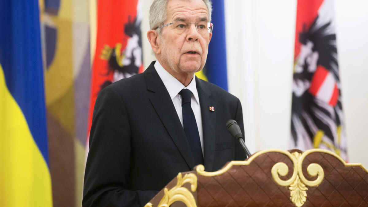 11. Alexander Van der Bellen (€394.000)