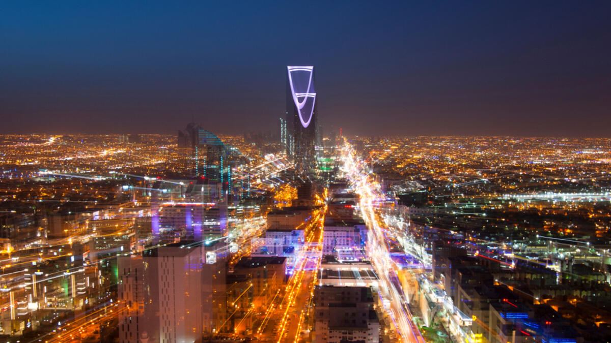 4. المملكة العربية السعودية: المملكة هي رابع أغنى دولة عربية بإجمالي نصيب الفرد من الناتج المحلي الإجمالي 56.82 ألف.