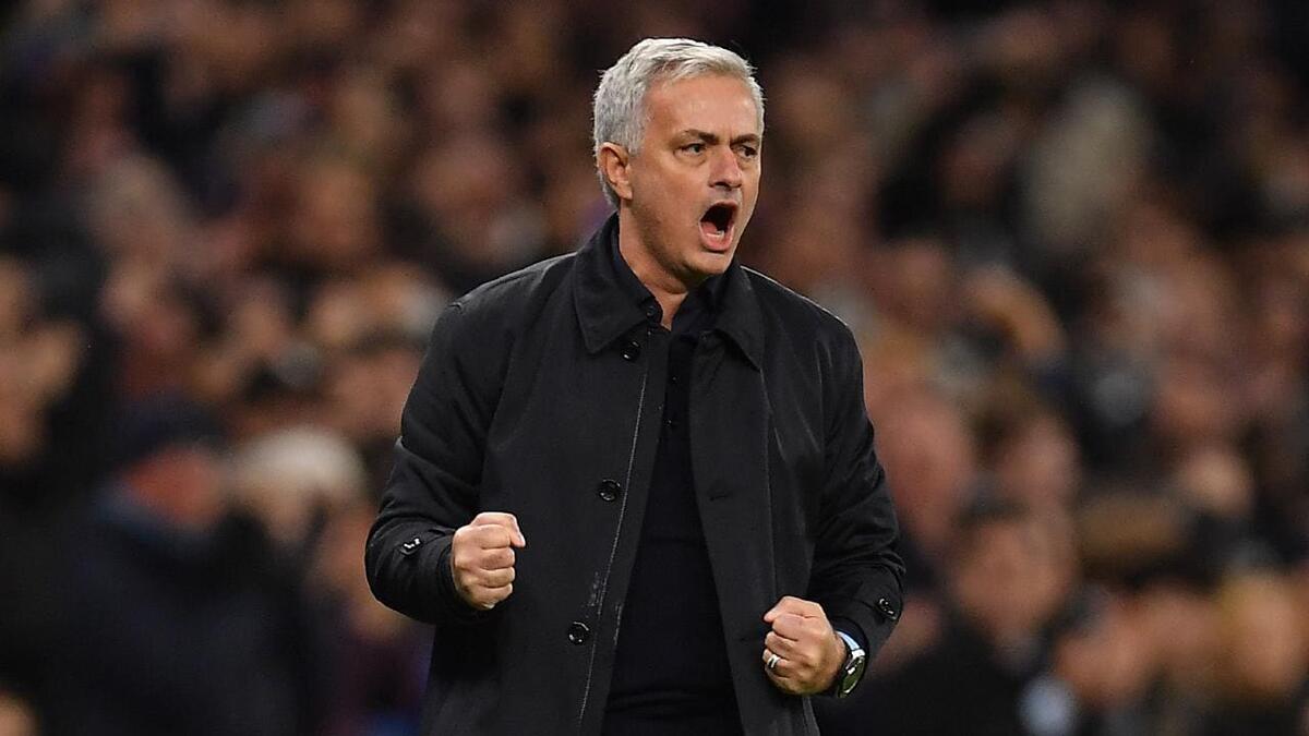 3- البرتغالي جوزيه مورينيو (توتنهام) براتب 19.4 مليون دولار سنوياً