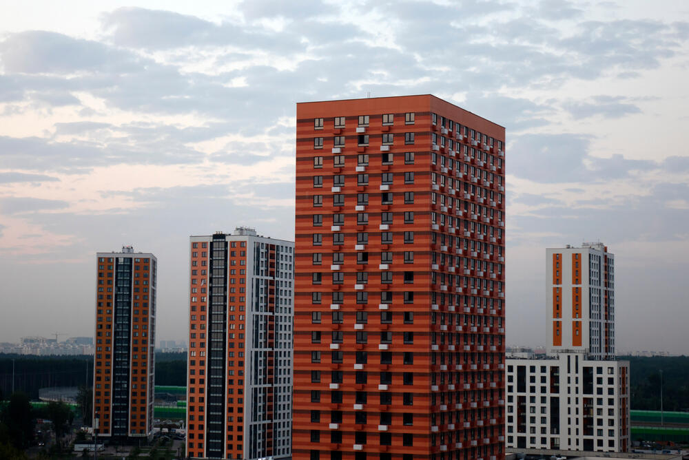 Boy Falls To Death From 7th Floor While Looking At The Stars Al Bawaba