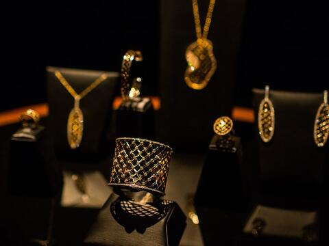 Jewelry Inspired by Traditional Egyptian Architecture Displayed in London 