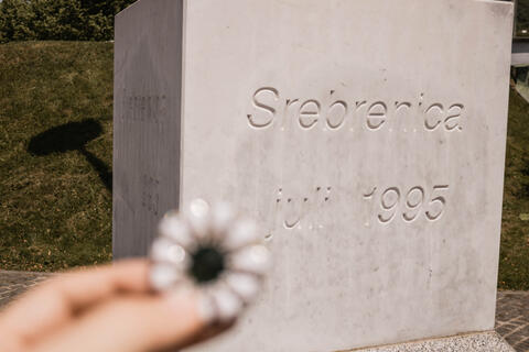  Postcards from The Grave - The Story Srebrenica