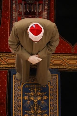 Britain: Muslim Cleric Fired For 'Hate Mongering' 