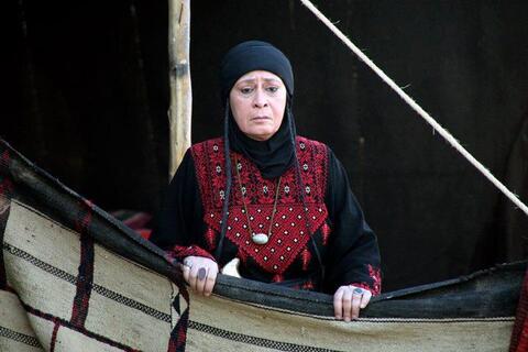 الممثلة الأردنية جولييت عواد تخوض غمار الانتخابات البرلمانية .. وتعلق: 