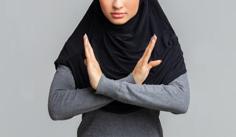 This is How France Tightens The Screws on Muslims 