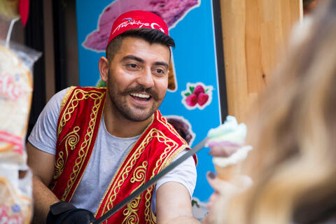 Turkish Ice Cream Vendors Find Way to Stand Out in Dubai 