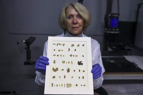 New Dead Sea Scroll Fragments Found in a Cave