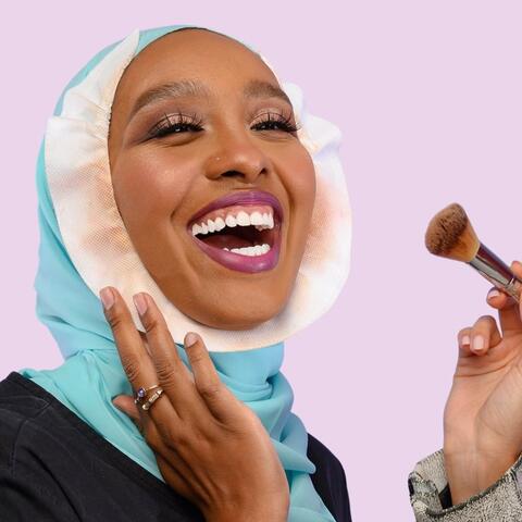 Saudi Makeup Artist Brings Historical Characters Back to Life Via Her Brushes
