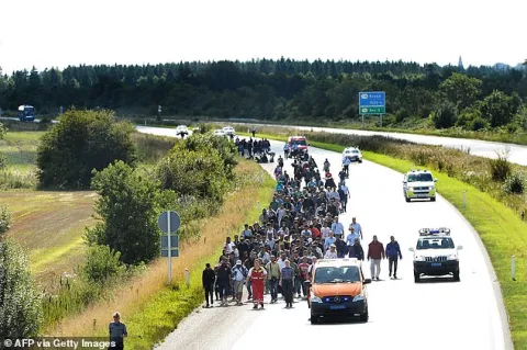First in EU: Denmark Tells Refugees They Must Go Back to Syria Because it is 'Safe' There