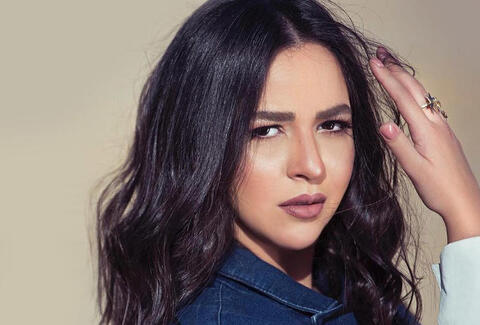 إيمي سمير غانم تحسم خبر اعتزالها و ارتدائها الحجاب