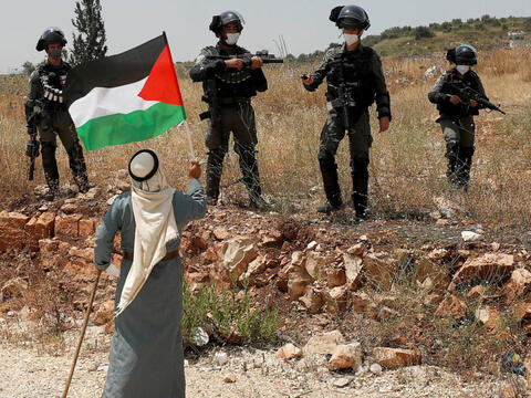 عقب تقرير رايتس ووتش: الفلسطينيون يطالبون بمعاقبة اسرائيل