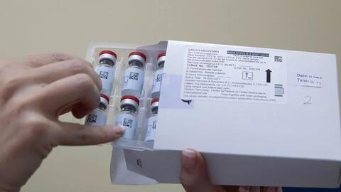 خبراء أميركيون يوصون باستئناف التطعيم بلقاح 