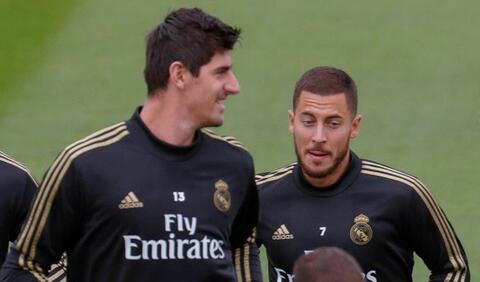 كورتوا يطالب هازارد بالمزيد من 