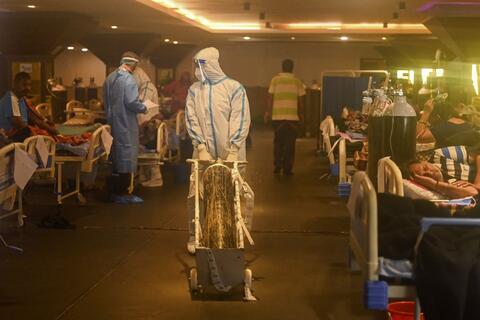 India Registers 379,257 New Infections in 24 Hours