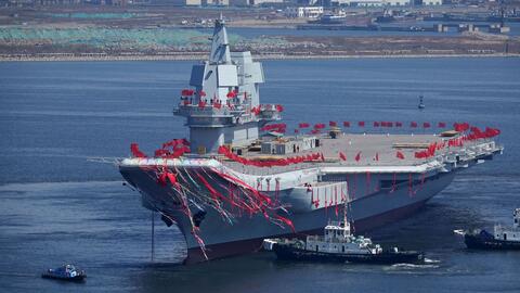 Iran's Largest Navy Ship Sinks After Catching Fire in The Gulf of Oman!