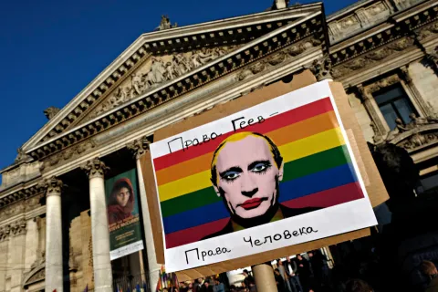 Secrets of Putin's Latest Mistress Spilled Out: Billions Given to Former Cleaner Who Has His Four Kids!