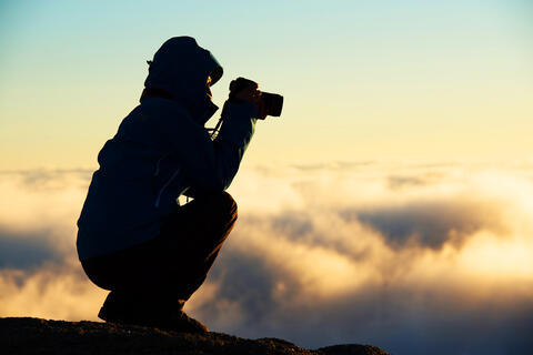 Iran's Famous Nature Photographer Dies of COVID-19