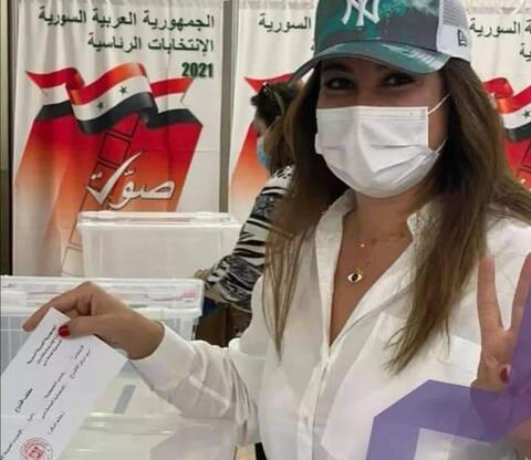 الاسد يدلي بصوته في دوما ويخاطب الغرب: رأيكم لا يهمنا