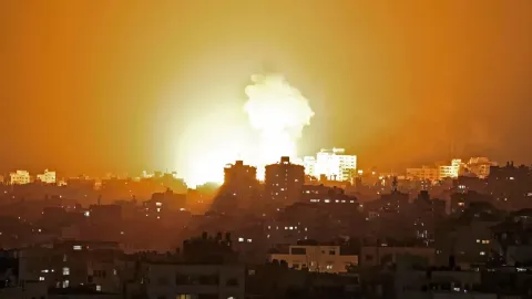 الاحتلال الإسرائيلي: 52 مقاتلة نفذت 120 غارة على مواقع في قطاع غزة خلال 25 دقيقة