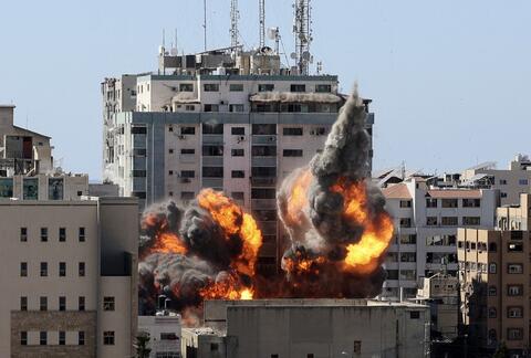 Israeli Soldiers Shoot Dead a Palestinian Woman in The West Bank