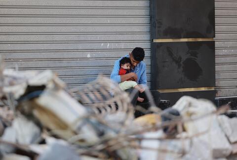 Sirens Blare in Tel Aviv as Hamas Rockets Land in The City  