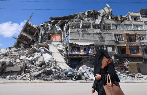 Gaza Children Suffered Most From Israeli Bombs - Al Bawaba Interviews UNICEF Chief  