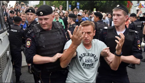 Alexei Navalny's Doctor Has Vanished!