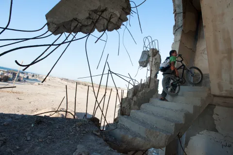 Gaza Children Suffered Most From Israeli Bombs - Al Bawaba Interviews UNICEF Chief