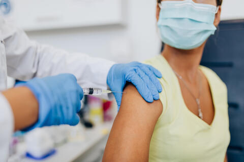 Over 11 Million COVID Vaccine Doses Administered in The UAE