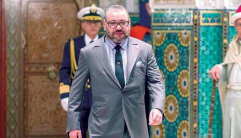 العاهل المغربي يقيم مأدبة عشاء على شرف وفد حركة 